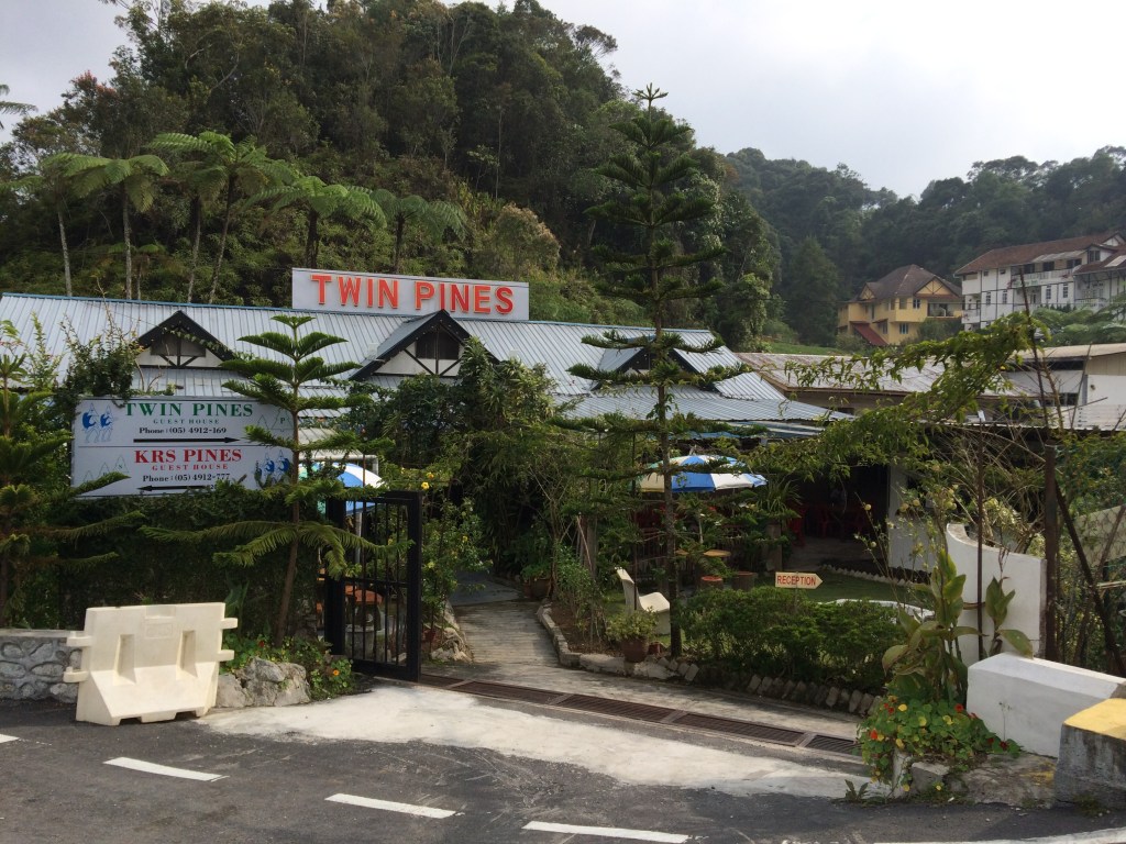 Tin Pines Hotel